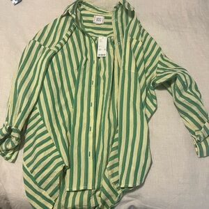 Urban outfitters oversized shirt NWT